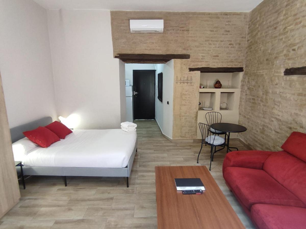 Almona Junto Al Rio - Kainga Homes Seville Luaran gambar